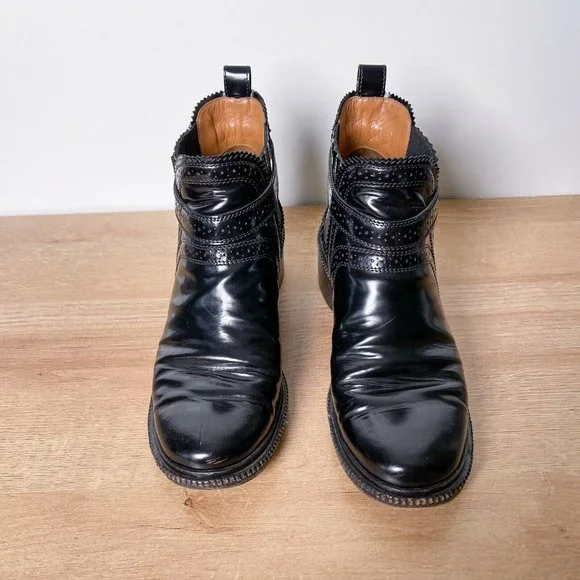 ❤️SOLD❤️Givenchy Boots - Picture 3 of 9